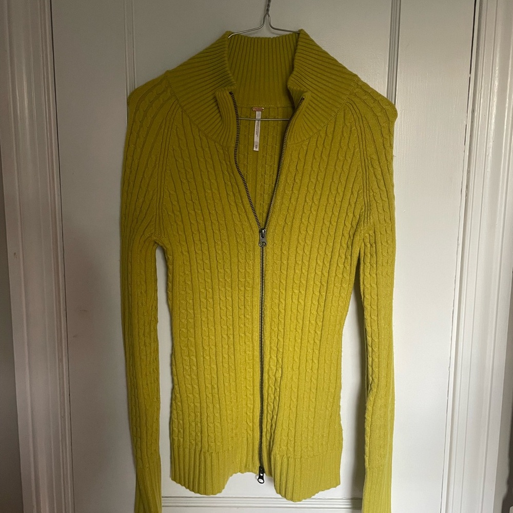 Free People Eliza Cable Knit Sweater In Chartreuse Size XS